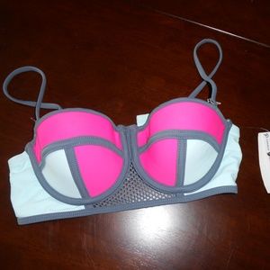NWT Bikini Lab Push-Up Bikini Top S